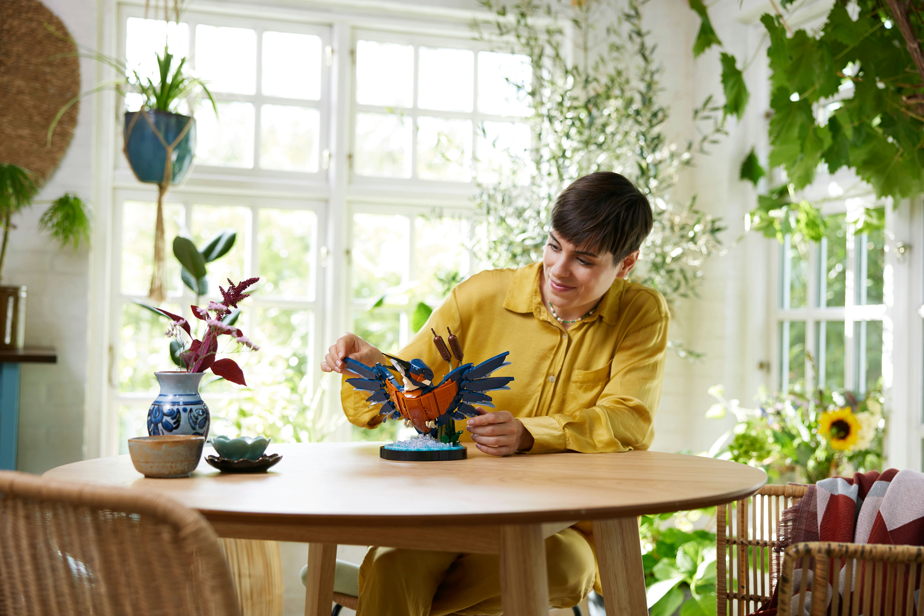 LEGO ICONS Martin pescatore