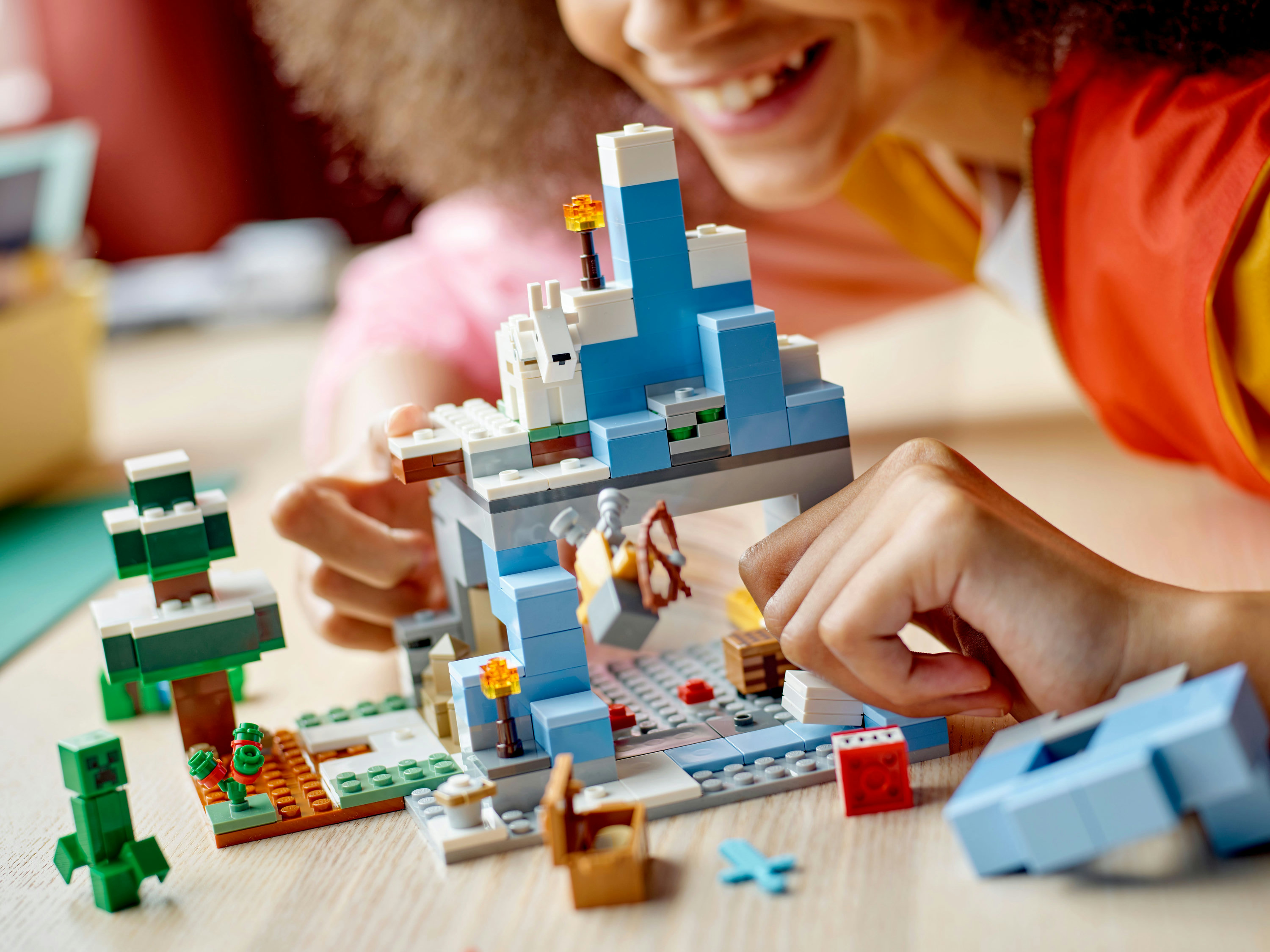 LEGO Minecraft I picchi ghiacciati
