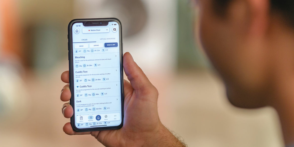 Candy Smart CSS4137TE/1-11 lavatrice Caricamento frontale 7 kg 1251 Giri/min Bianco