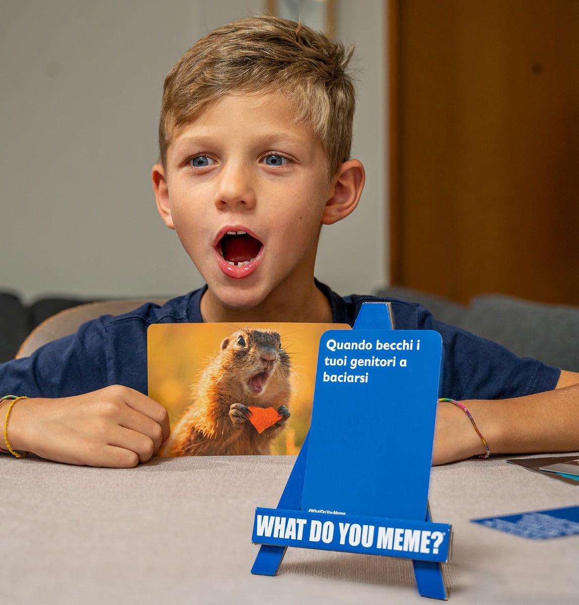 Rocco Giocattoli What Do You Meme? Family Edition Gioco da tavolo Festa