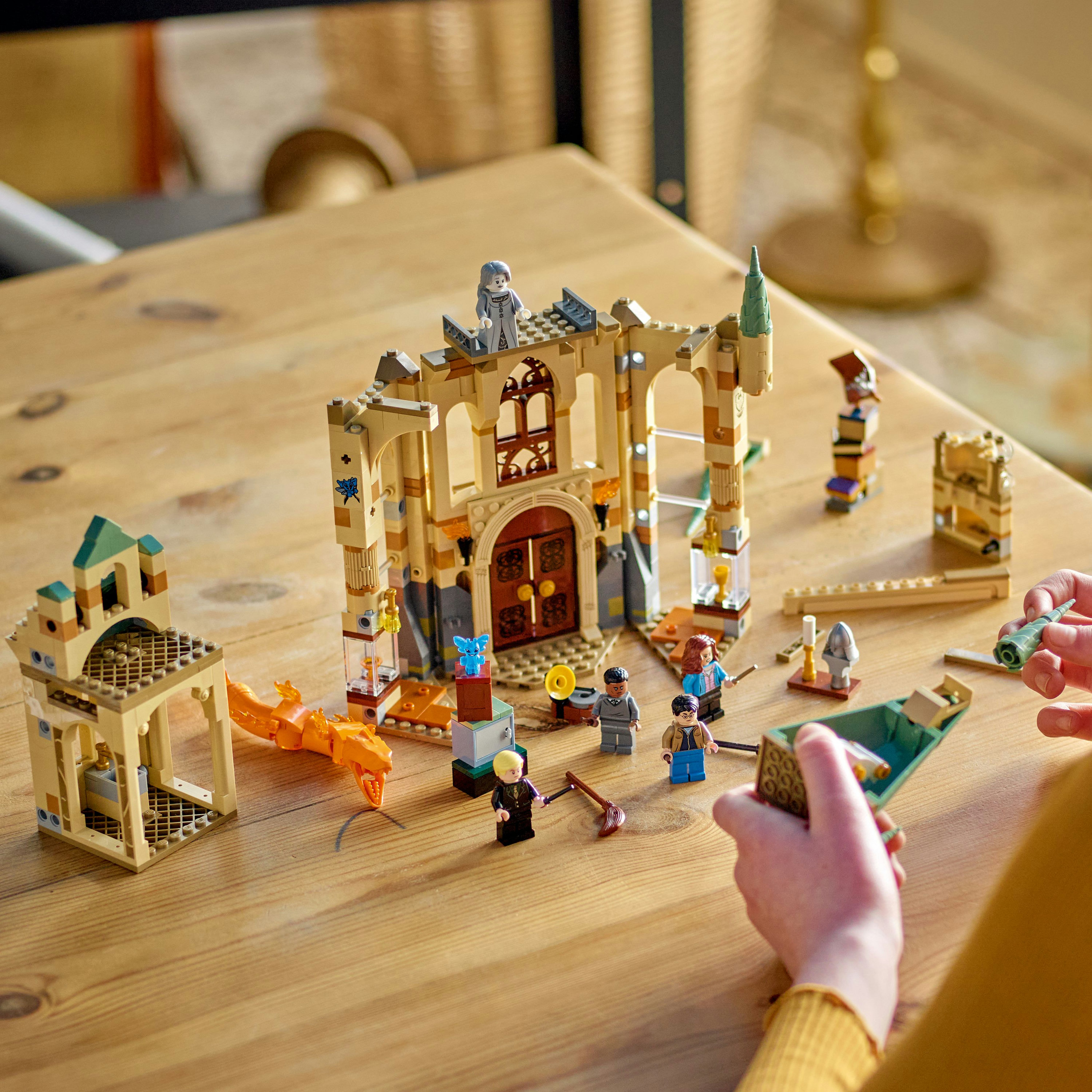 LEGO Harry Potter Hogwarts&trade;: la Stanza delle Necessit&agrave;