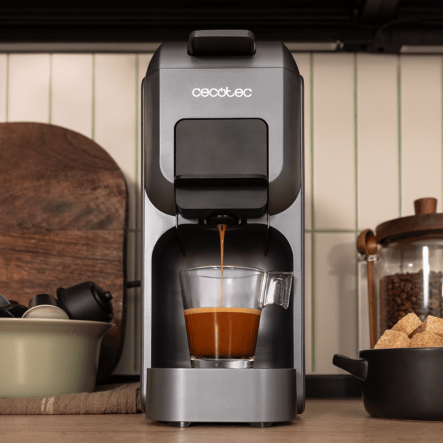 Cecotec FreeStyle Compact Automatica Macchina per espresso 0,8 L