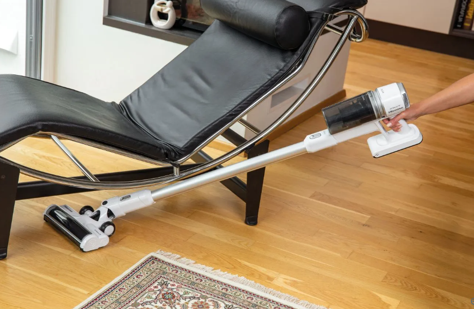 Hisense 738224 Aspirapolvere a bastone 2 in 1 Batteria Secco Senza sacchetto 0,5 L 110 W Bianco