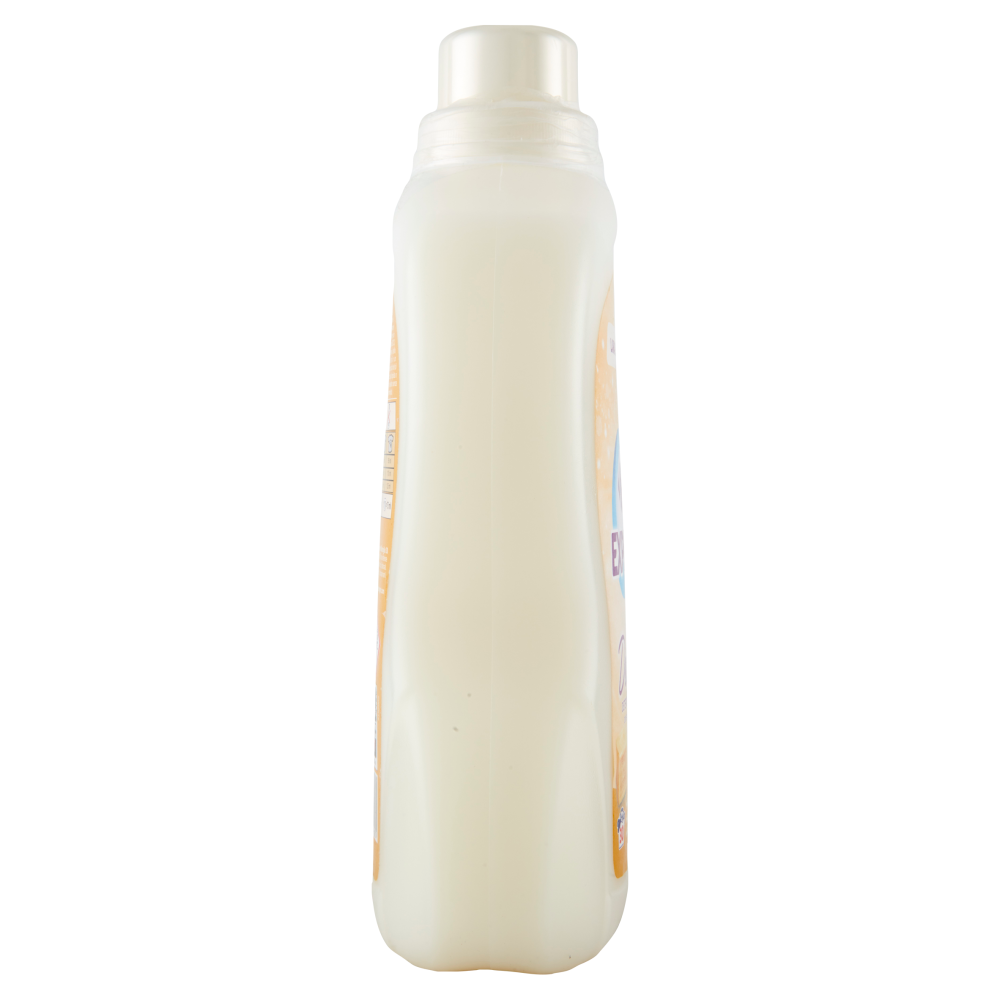 Carrefour Expert Delicate Detergente Bucato con Sapone di Marsiglia 1,5 L