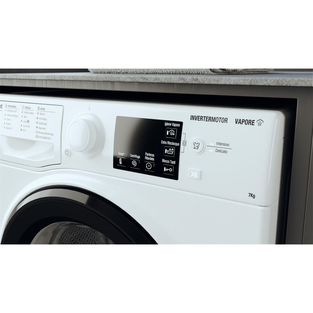 Hotpoint Ariston Lavatrice a libera installazione RSSG RV227 K IT N