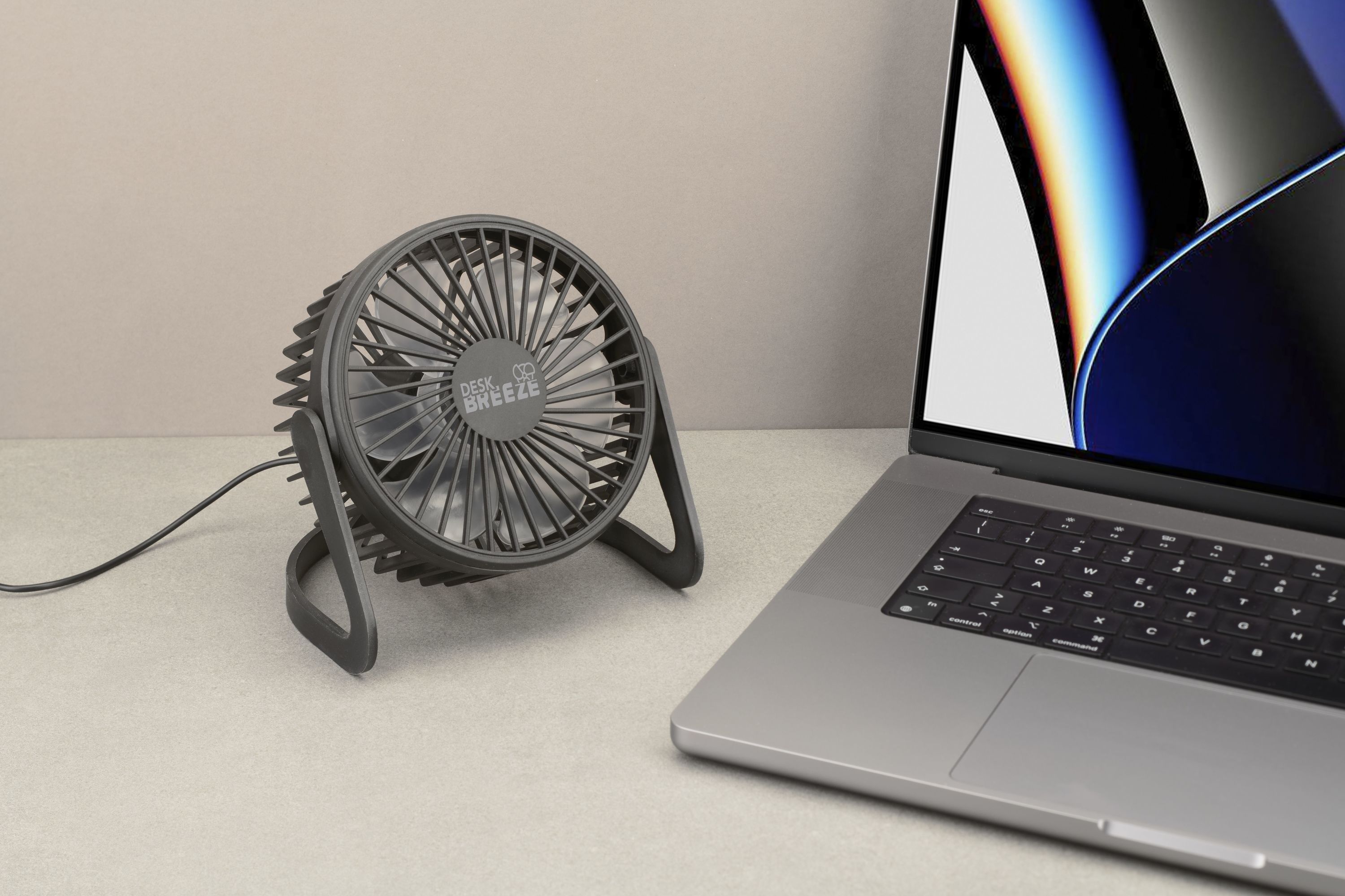 Tech Pop Desk Breeze Ventilatore portatile con cavo usb integrato