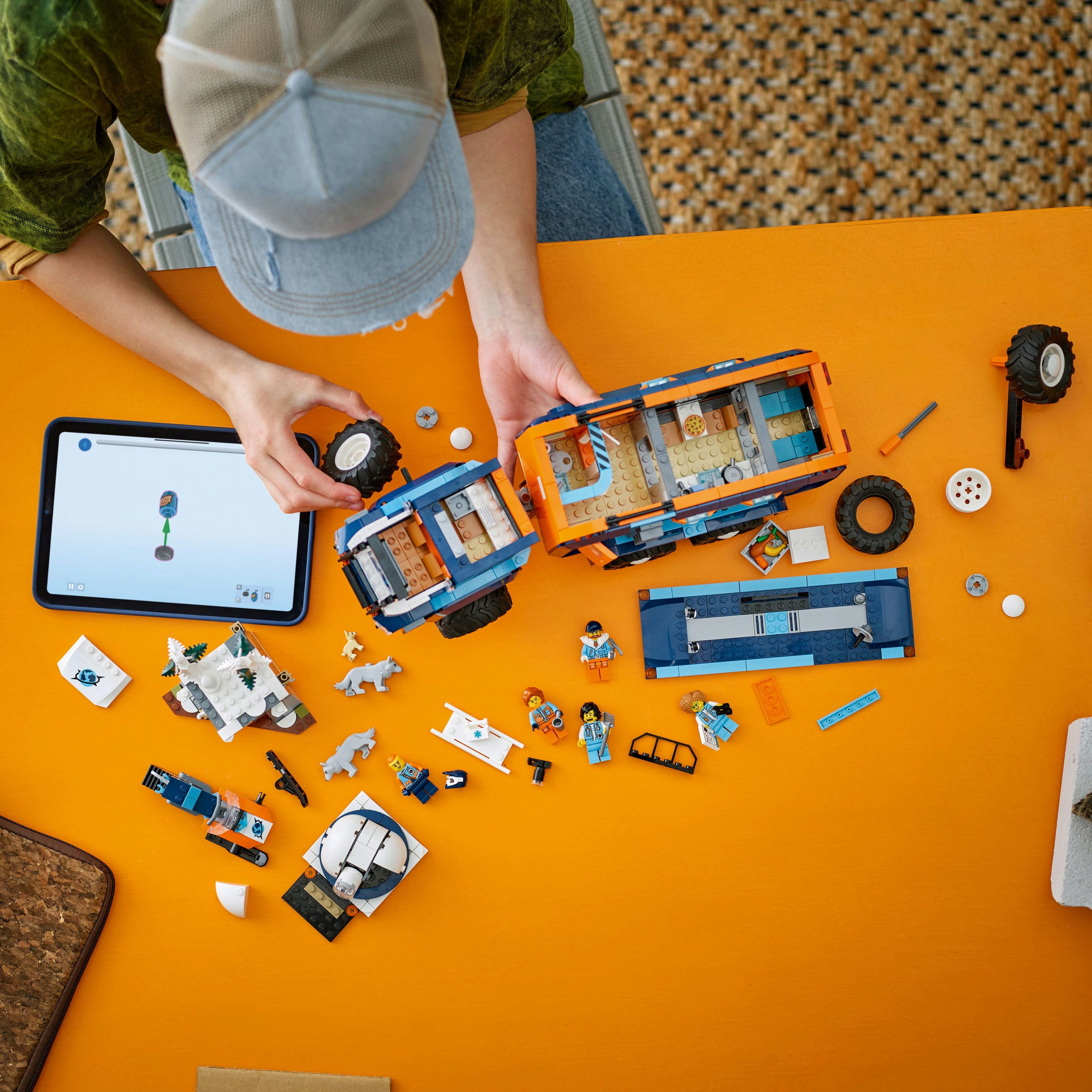 LEGO City Grande camion artico con laboratorio